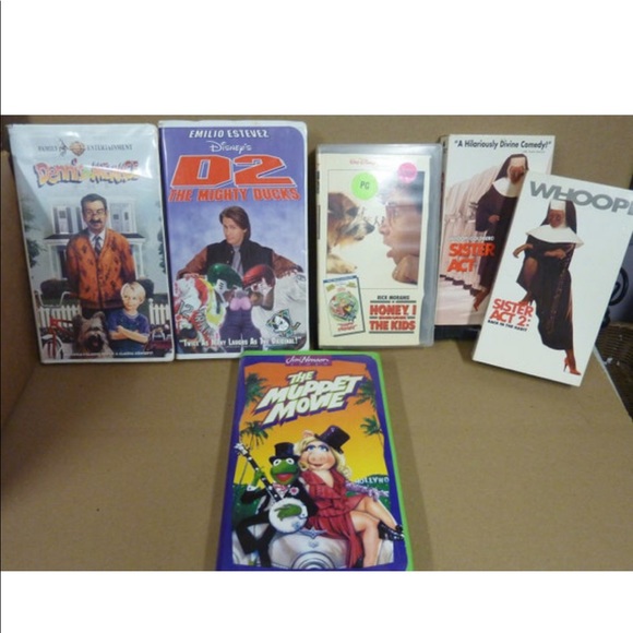 6 VHS Movies Dennis Menace, Mighty Ducks, Honey Shrunk Kids, Sister Act, Muppets - Picture 2 of 9